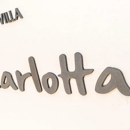 Carlotta *
