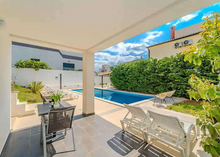 Carlotta * ザダル