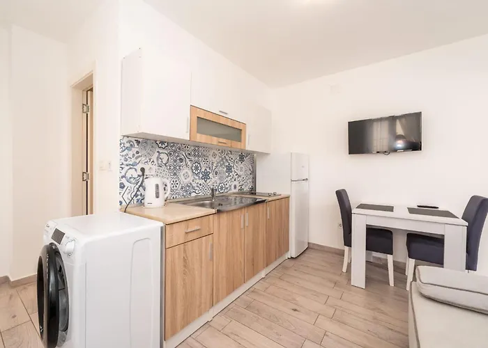 Carlotta Appartement *