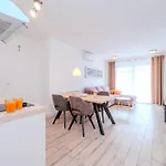 Carlotta Appartement *