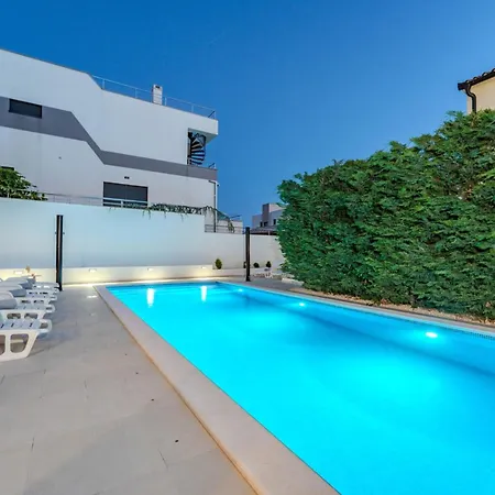 Apartment Carlotta Zadar