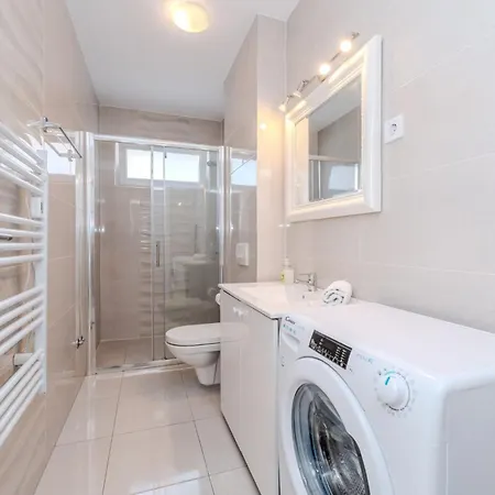 Carlotta Apartament Zadar