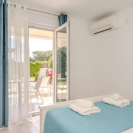 Apartament Carlotta *