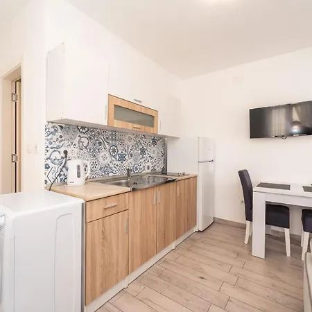 Carlotta Appartement *