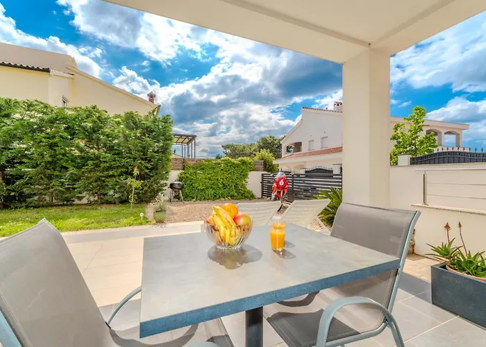 Carlotta Apartman Zadar